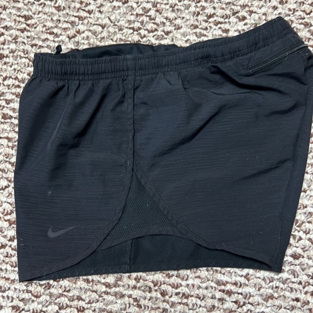 Nike‎ - Picture 8 of 8